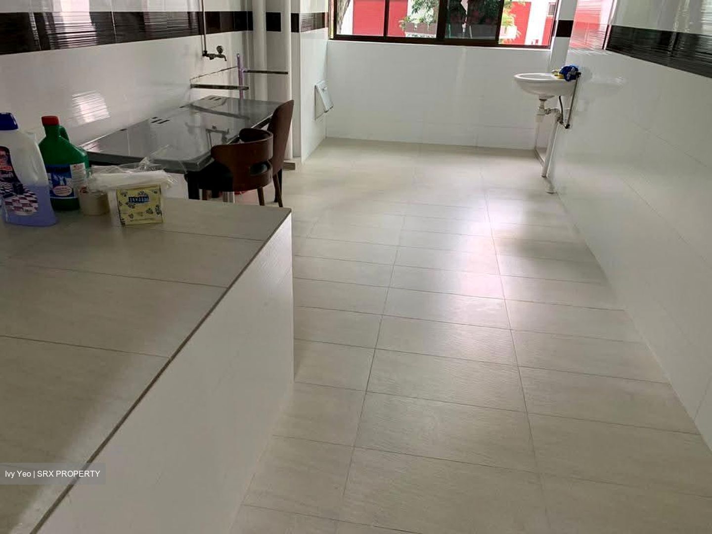 Hougang Avenue 3 (D19), Shop House #563991261